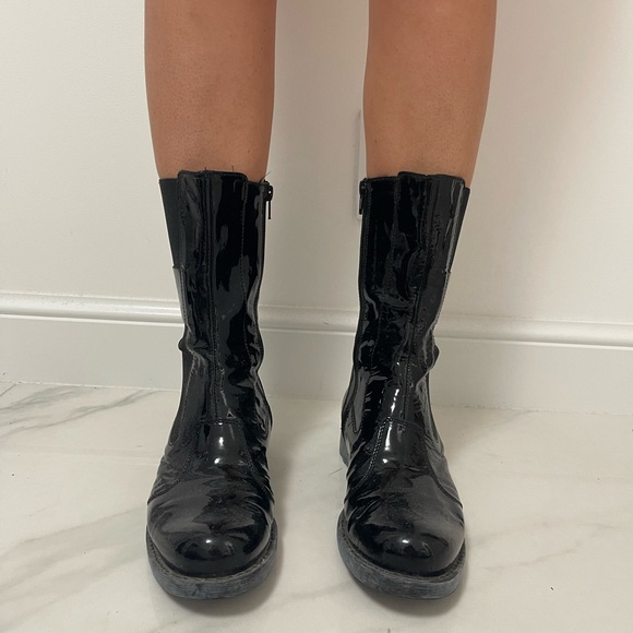 Black patent boots - Picture 2 of 6